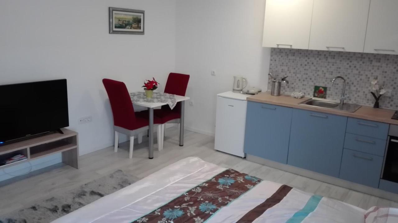 Apartamento Flash Šibenik Exterior foto